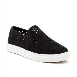 Steve Madden Zeena Slip On Sneakers
